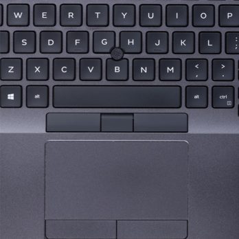 DELL LATITUDE 5500 i7-8665U 16GB 256GB SSD 15″ FHD(dotyk) (US QWERTY) Win11pro + zasilacz UŻYWANY